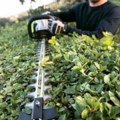 Taille-haie Sur Batterie Ego Power Lithium Ion 56v Ht6500e Lame 65cm 10 Taille-haie Sur Batterie Ego Power Lithium Ion 56v Ht6500e Lame 65cm -Promos Jardin Pro Magasin 6357d750a7a441.84274220