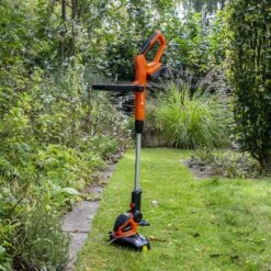 Yard Force - Débroussailleuse Sans-fil 20v Avec Largeur De Coupe 30cm - Lt C25 -Promos Jardin Pro Magasin 645b90ce6cfff3.67378135