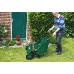 Balayeuse à Jardin 21" Vert 12 Balayeuse à Jardin 21" Vert -Promos Jardin Pro Magasin a189c917941f923b